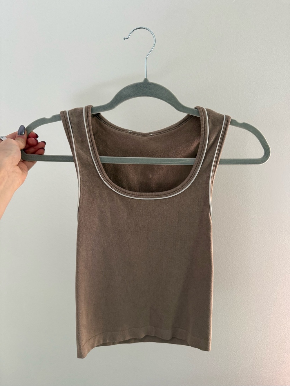 Source Unknown Brown Scoop Neck Tank with Contrast Trim